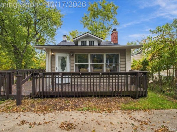 5607 Loveland Street, West Bloomfield Township, Mi 48322