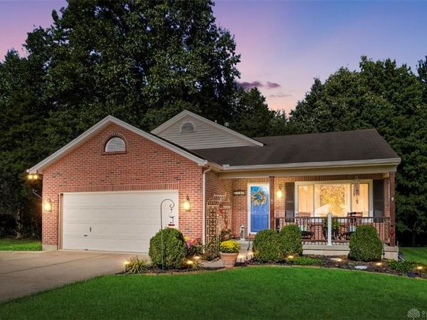 3349 Whispering Trees Drive, Batavia, OH 45102