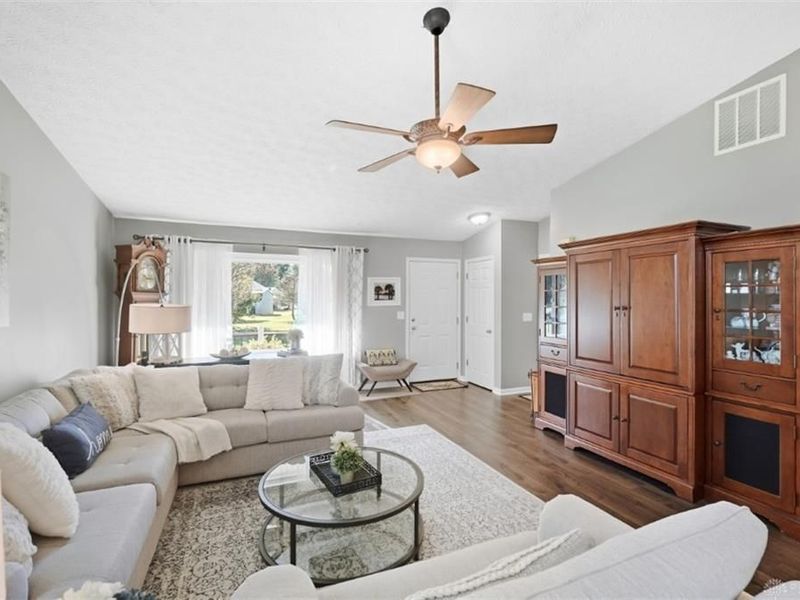3349 Whispering Trees Drive, Batavia, OH 45102 Photo 12