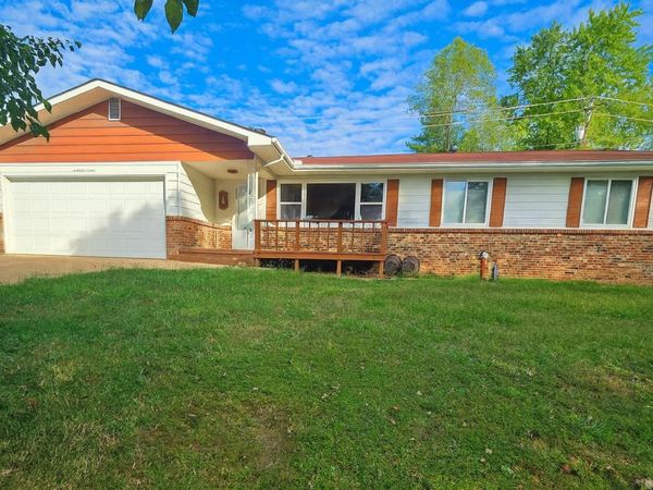 608 Broadmoor, Mountain Home, AR 72653