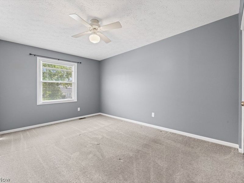 1395 S Azalea Boulevard, Barberton, OH 44203 Photo 25