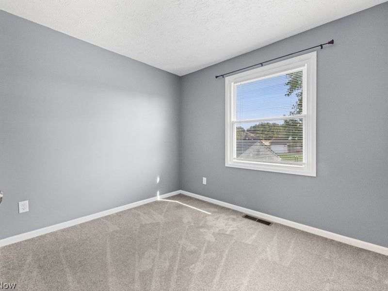 1395 S Azalea Boulevard, Barberton, OH 44203 Photo 28