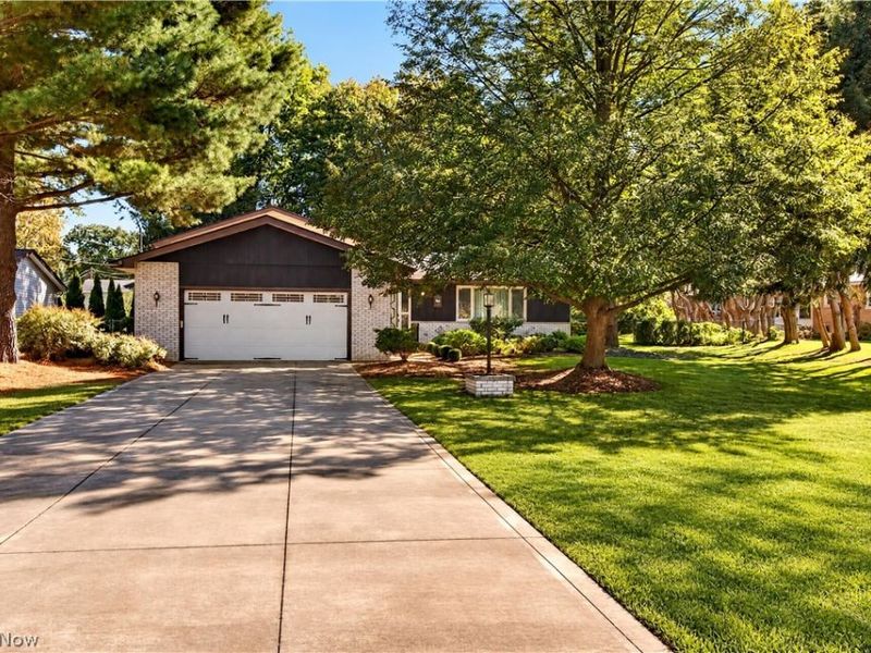 6655 Allandale Drive, Amherst, OH 44001 Photo 4