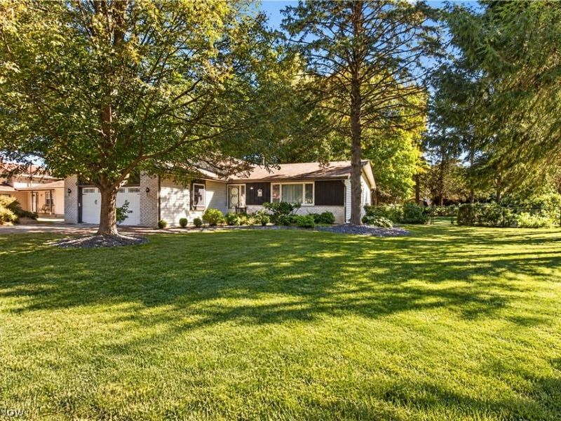 6655 Allandale Drive, Amherst, OH 44001 Photo 5