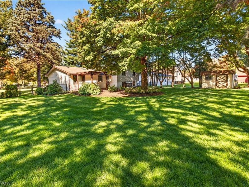 6655 Allandale Drive, Amherst, OH 44001 Photo 7