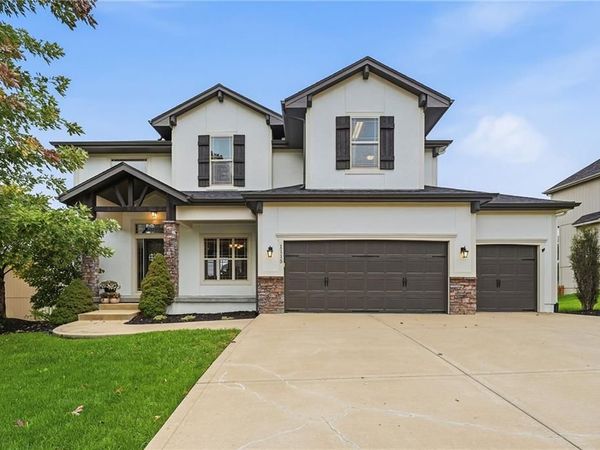 1115 Metfield Lane, Raymore, MO 64083
