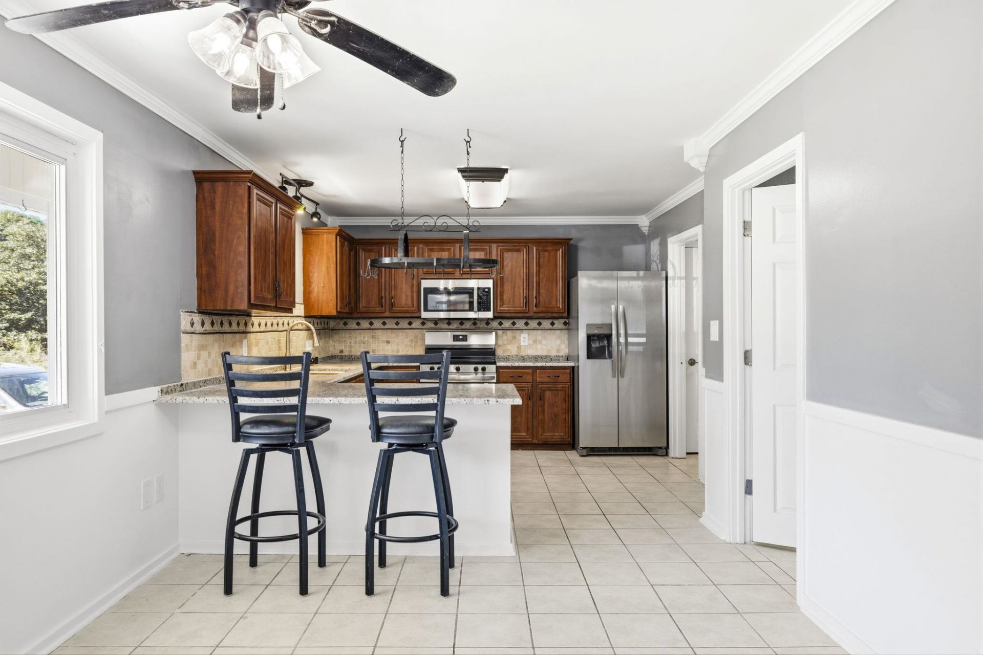 1850 Bay Tree Ln. Photo 14