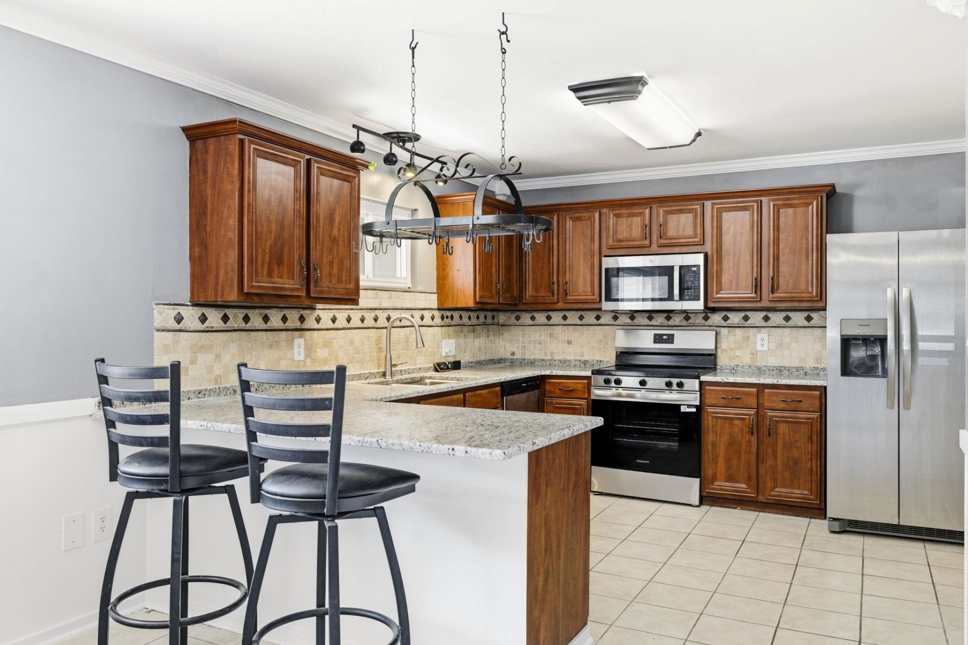 1850 Bay Tree Ln. Photo 15