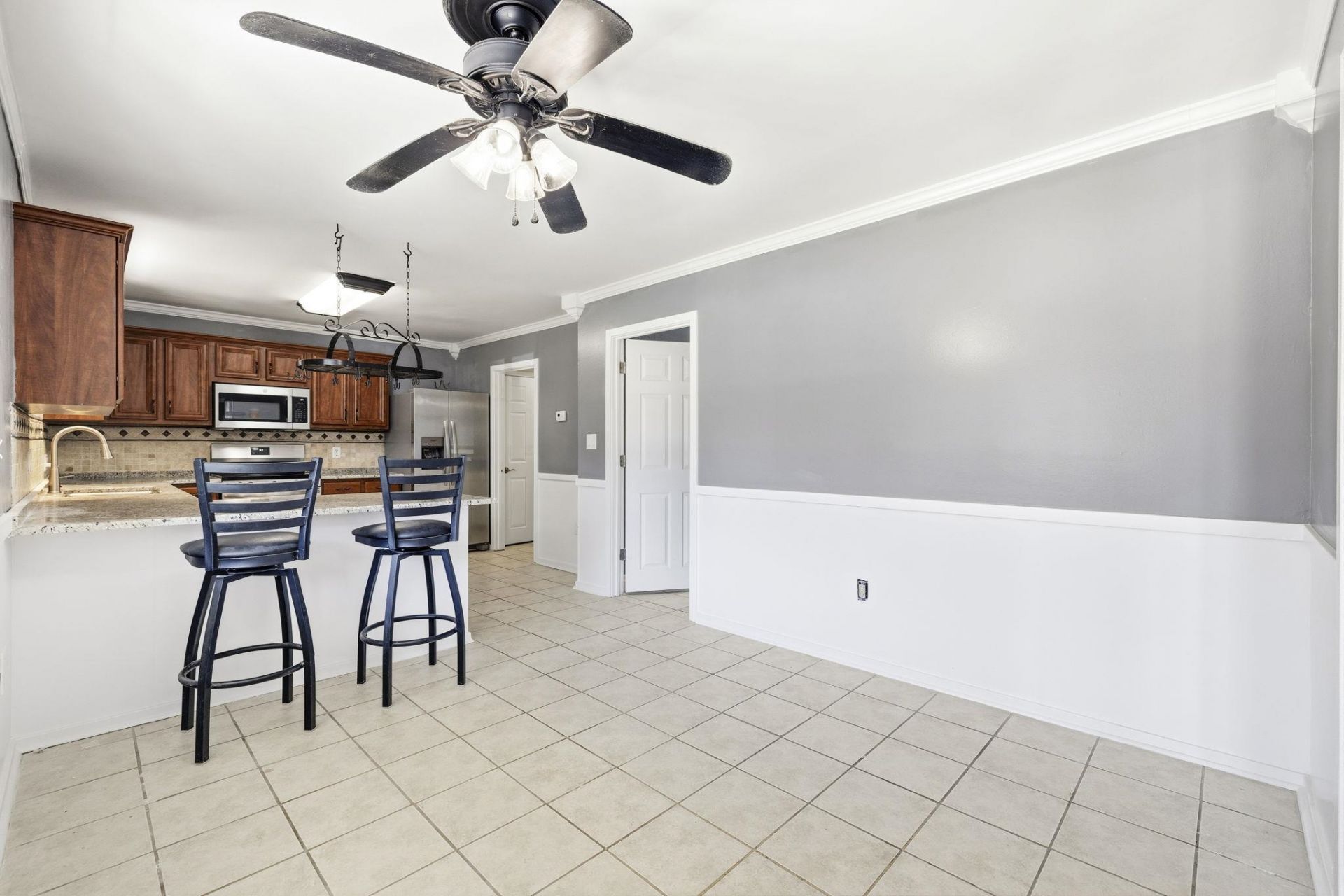 1850 Bay Tree Ln. Photo 20