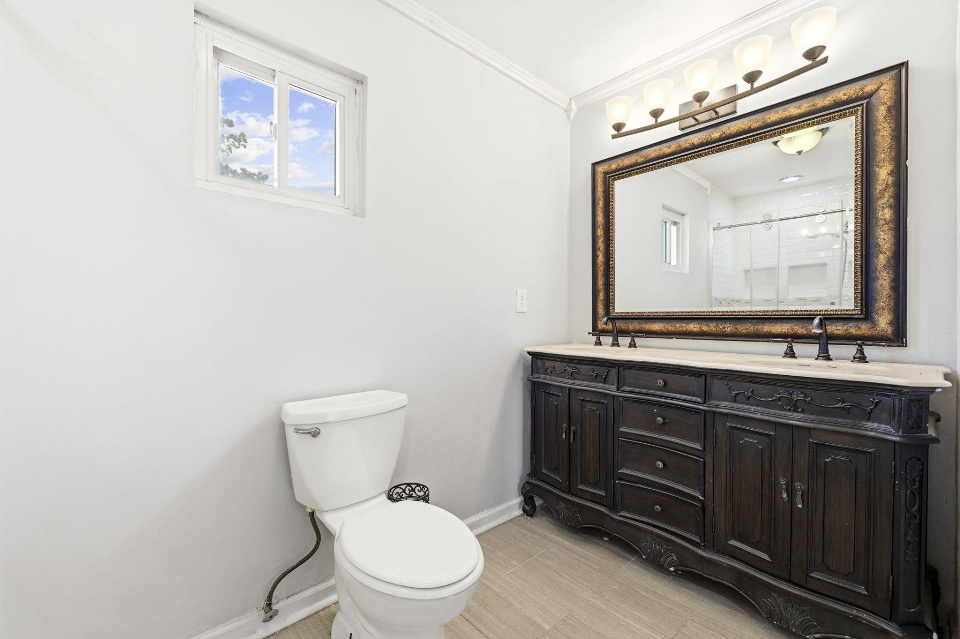 1850 Bay Tree Ln. Photo 29