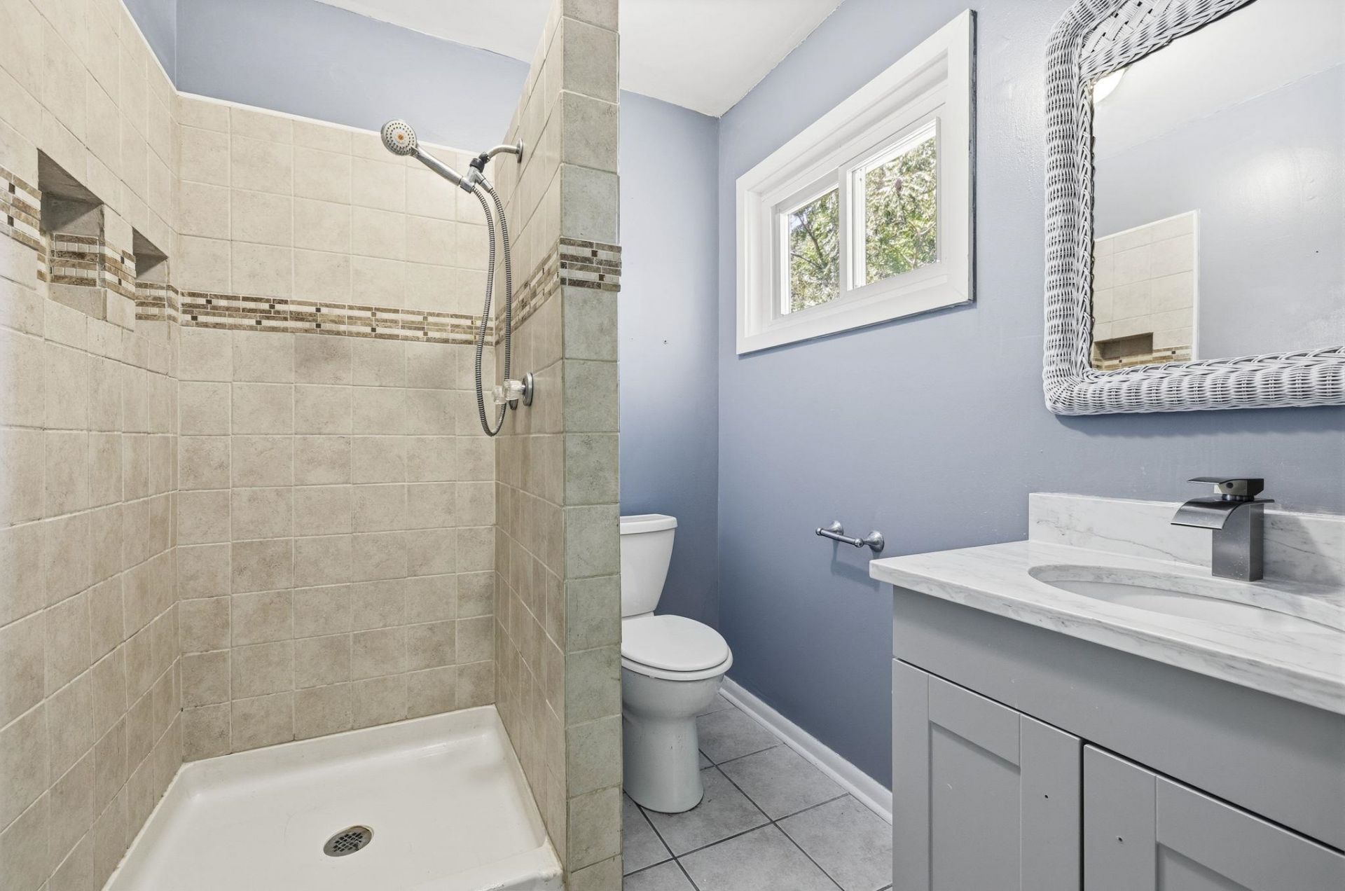 1850 Bay Tree Ln. Photo 40