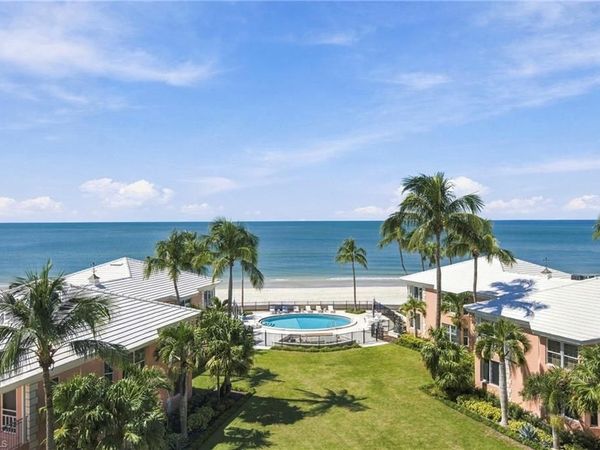 2401 Gulf Shore BLVD N, Unit 52, NAPLES, FL 34103