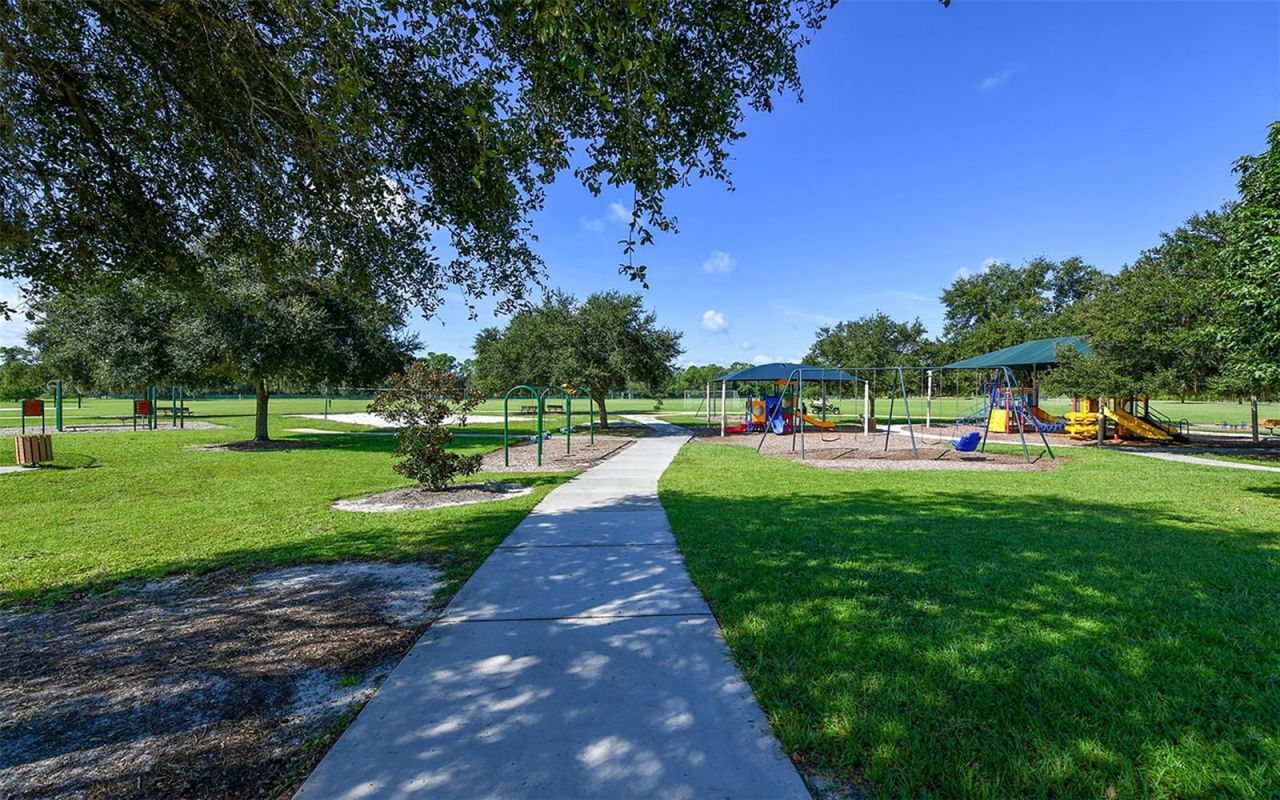 15213 Blue Fish Circle, Lakewood Ranch, FL 34202 Photo