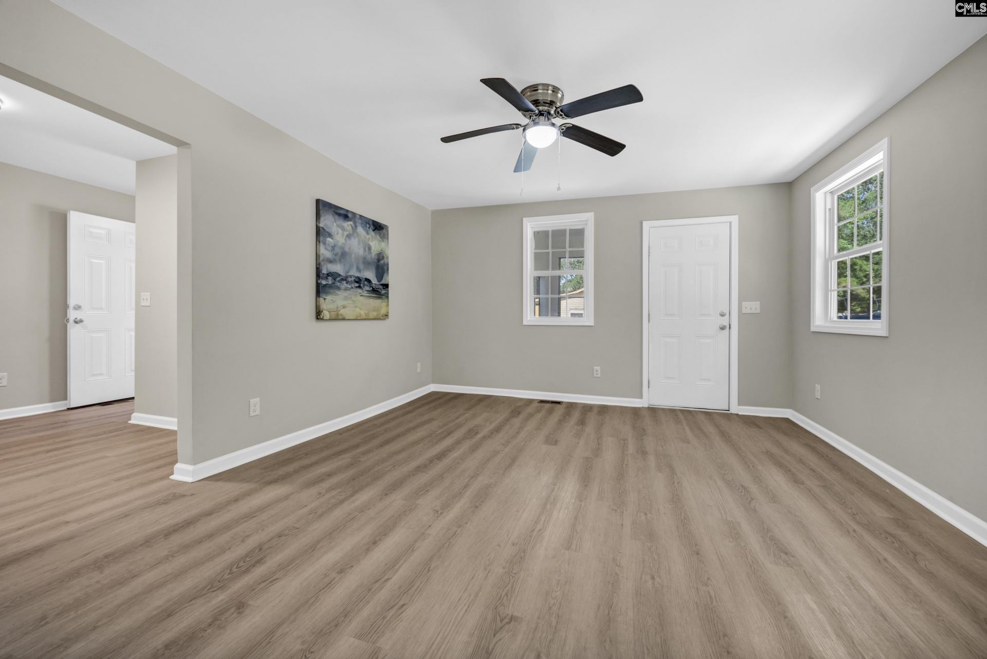 1527 Hatcher Drive  Photo 7