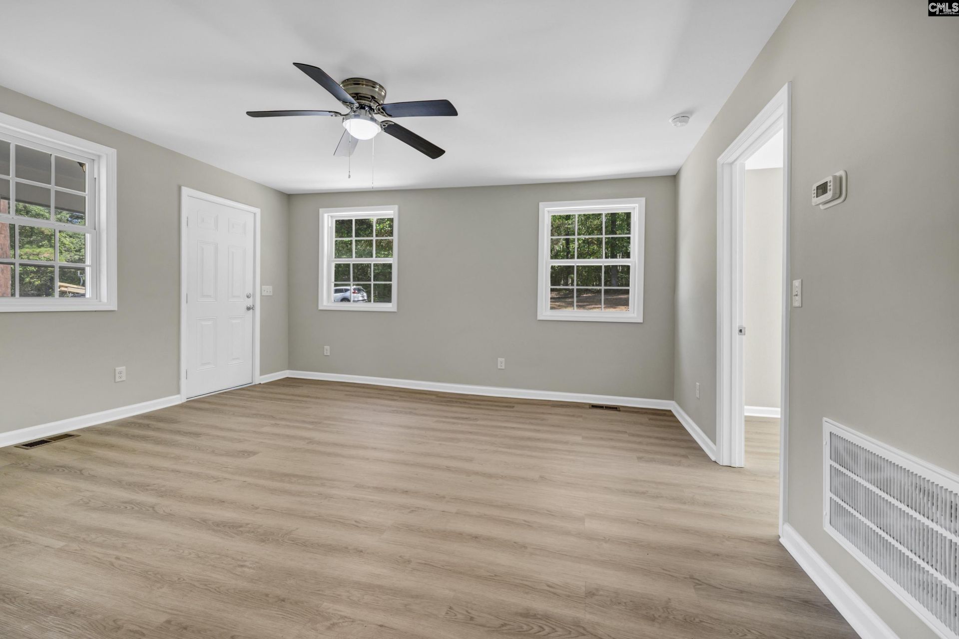1527 Hatcher Drive  Photo 8