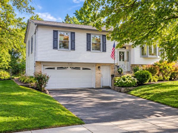 767 Leslie Lane, Glendale Heights, IL 60139