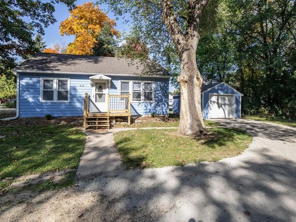 N55W37239 Roland STREET, Oconomowoc, WI 53066