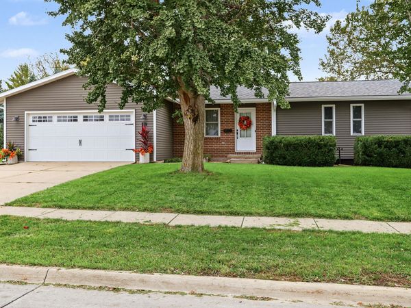 1819 24th Street, Ames, IA 50010