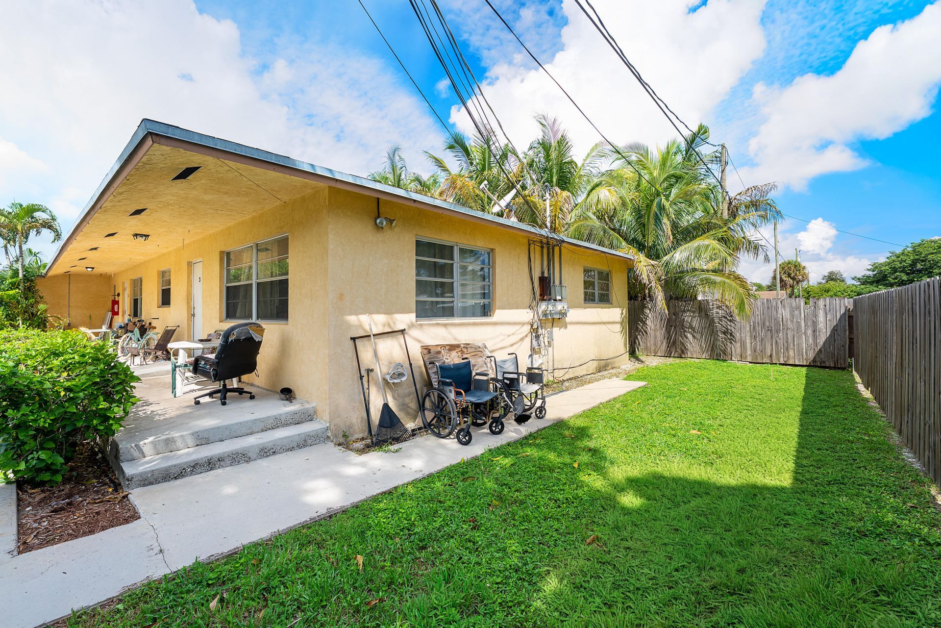 804 S Broadway, Lantana, FL 33462 Photo