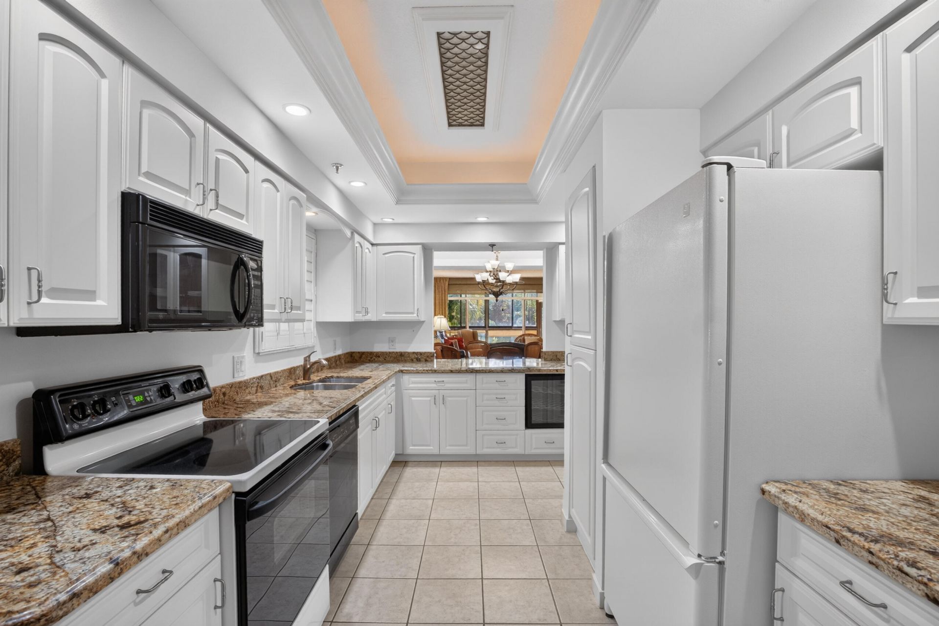 11370 Twelve Oaks Way, Unit 111, North Palm Beach, FL 33408 Photo