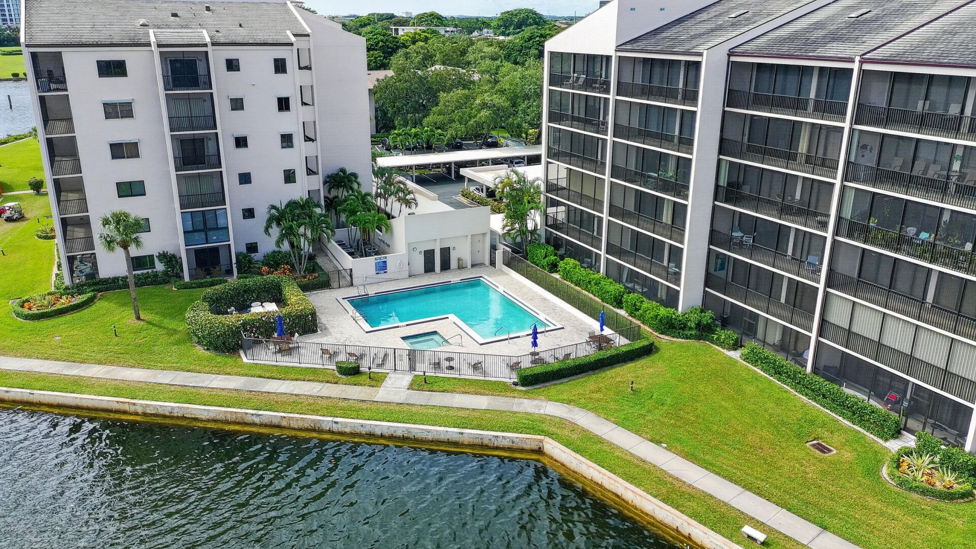 11370 Twelve Oaks Way, Unit 111, North Palm Beach, FL 33408 Photo