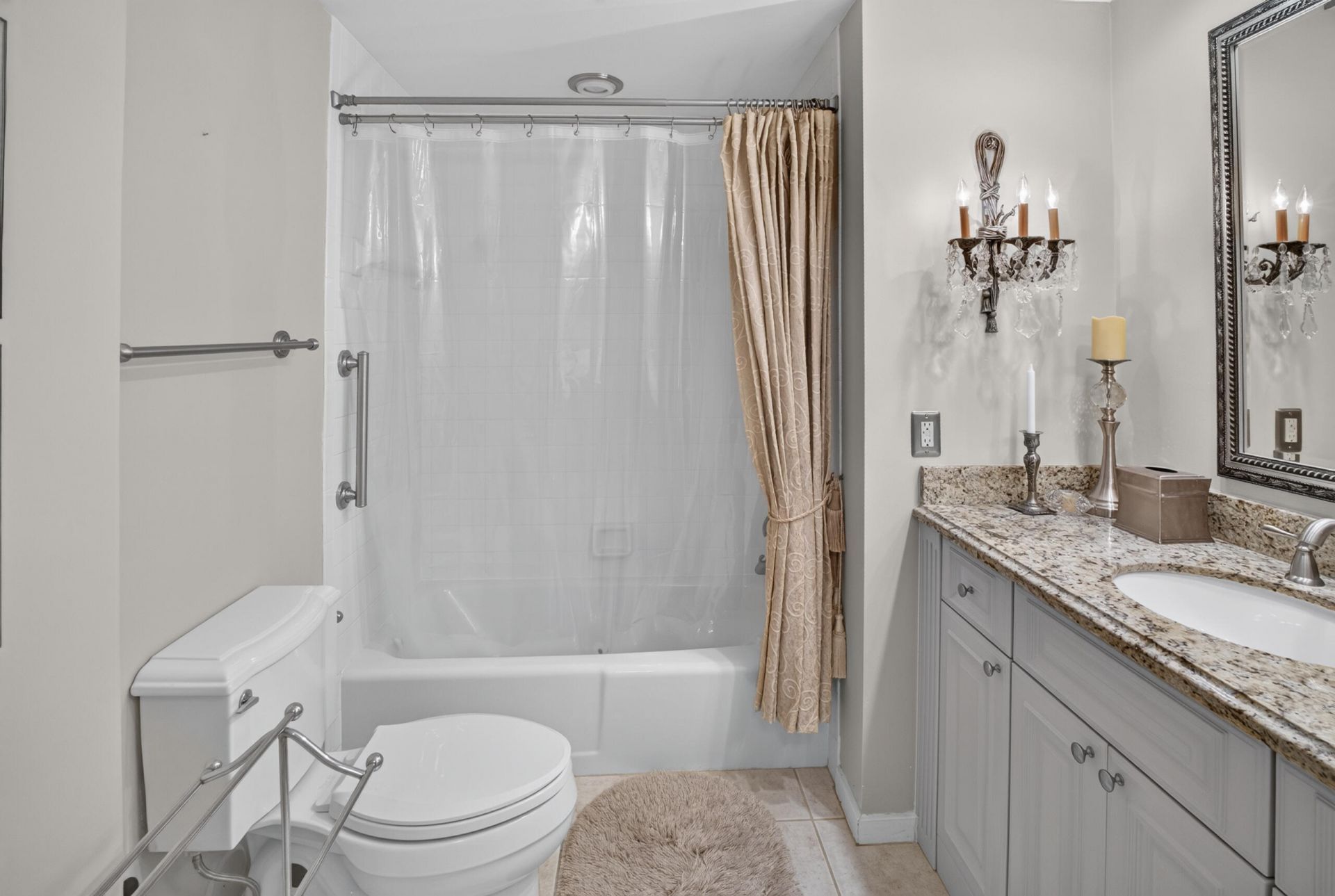 11370 Twelve Oaks Way, Unit 111, North Palm Beach, FL 33408 Photo