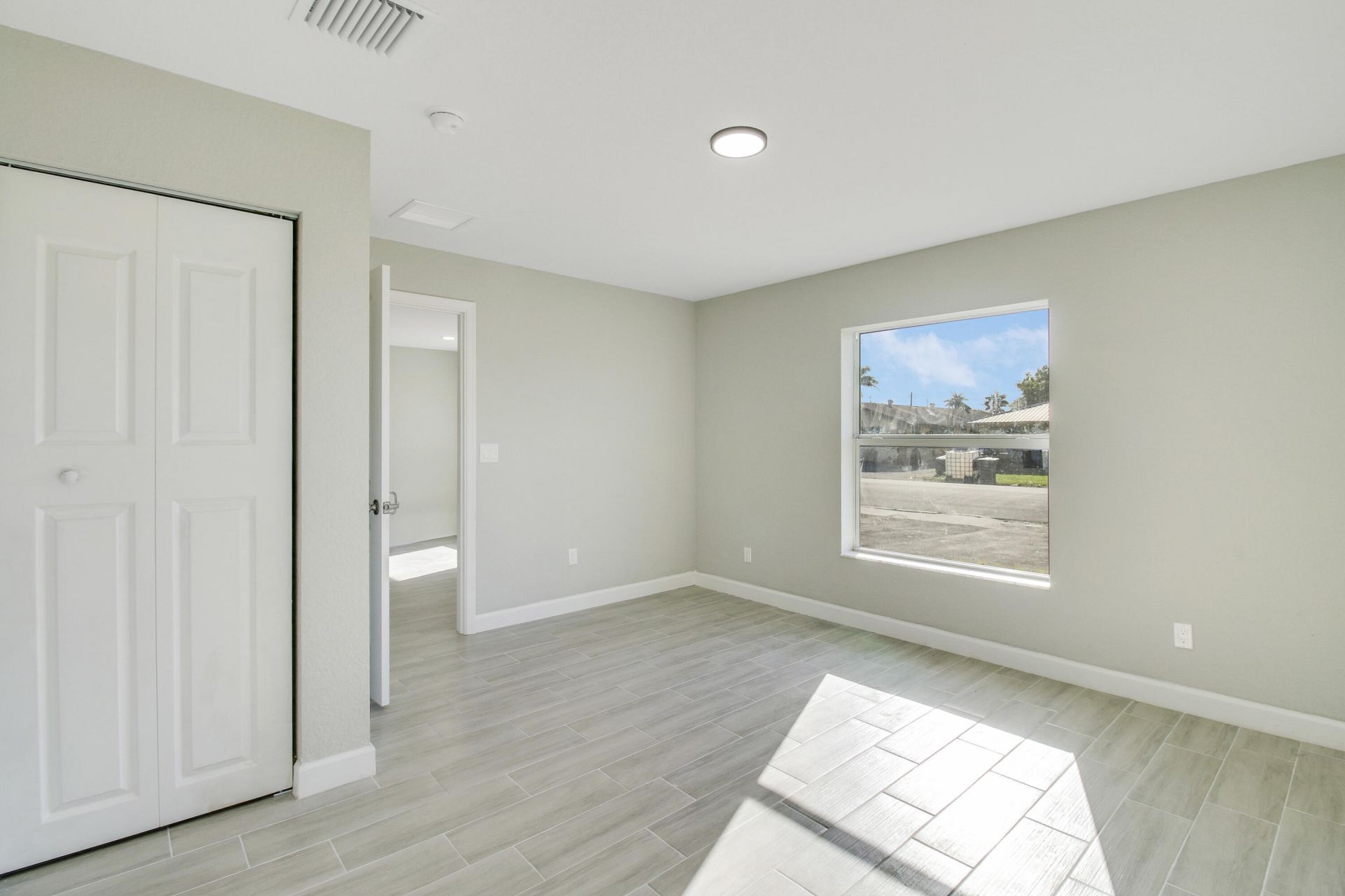 548 SW 5th Street, Unit B, Belle Glade, FL 33430 Photo