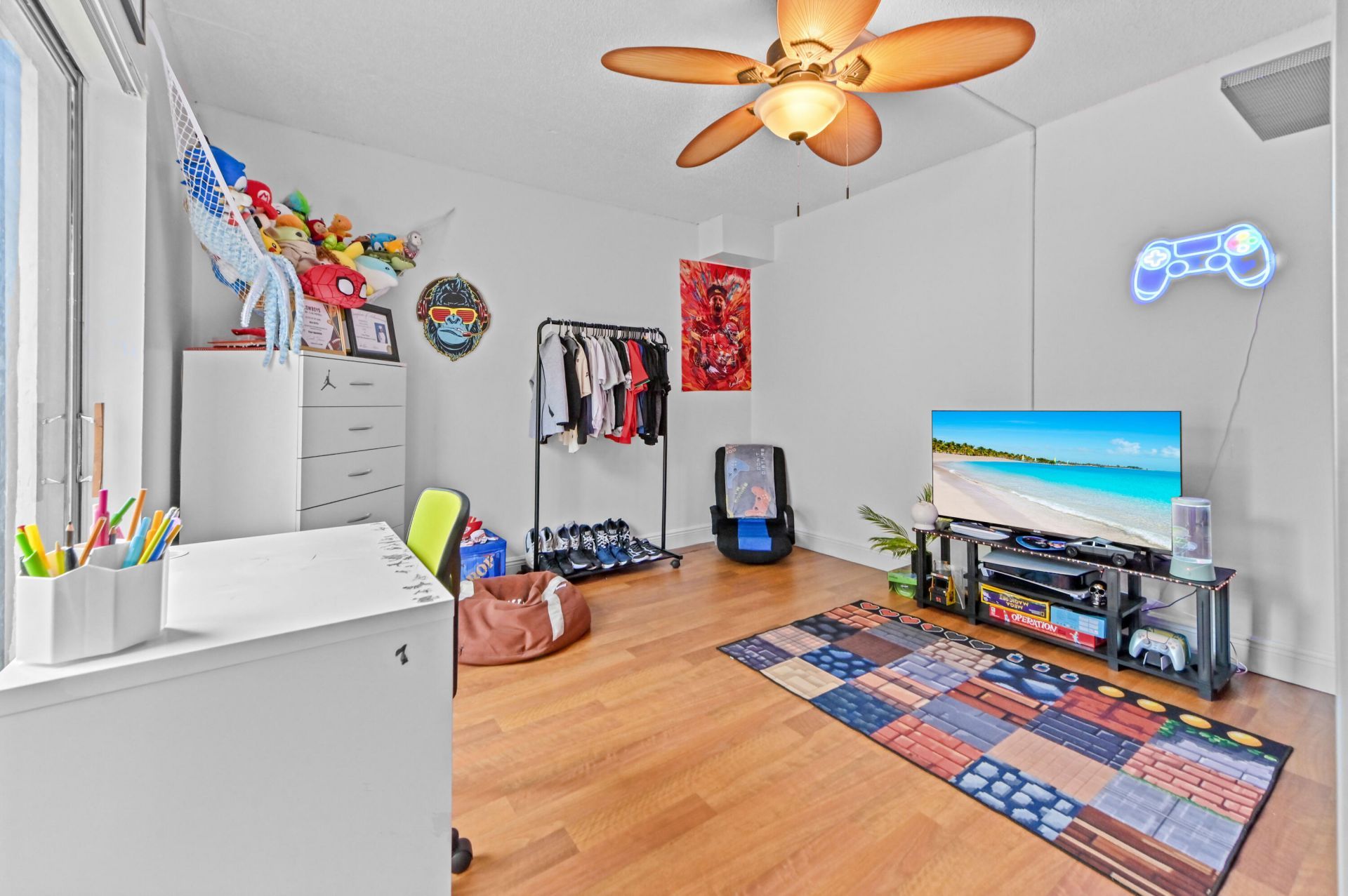 824 Springdale Circle, Palm Springs, FL 33461 Photo