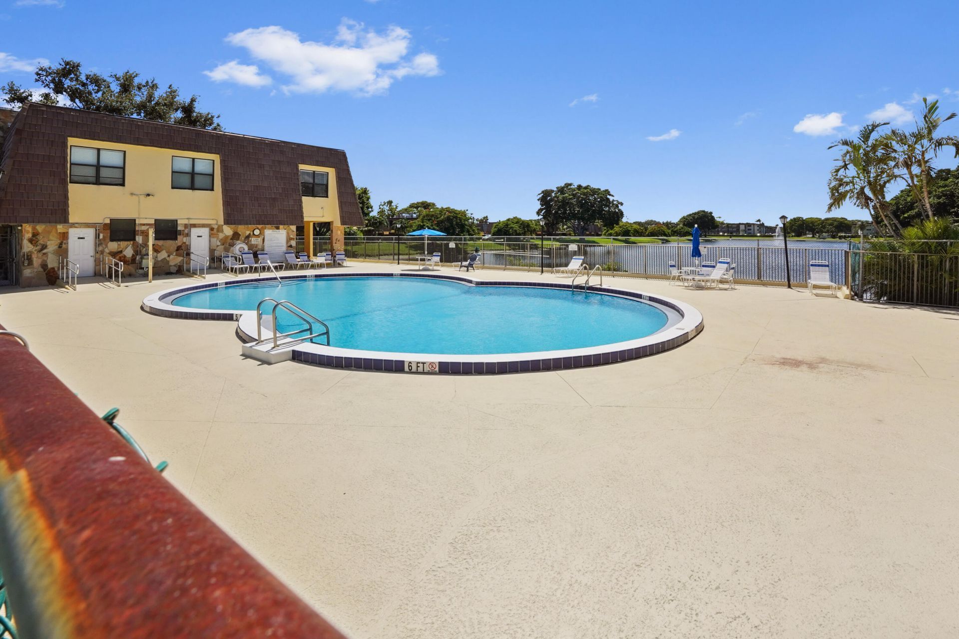 824 Springdale Circle, Palm Springs, FL 33461 Photo