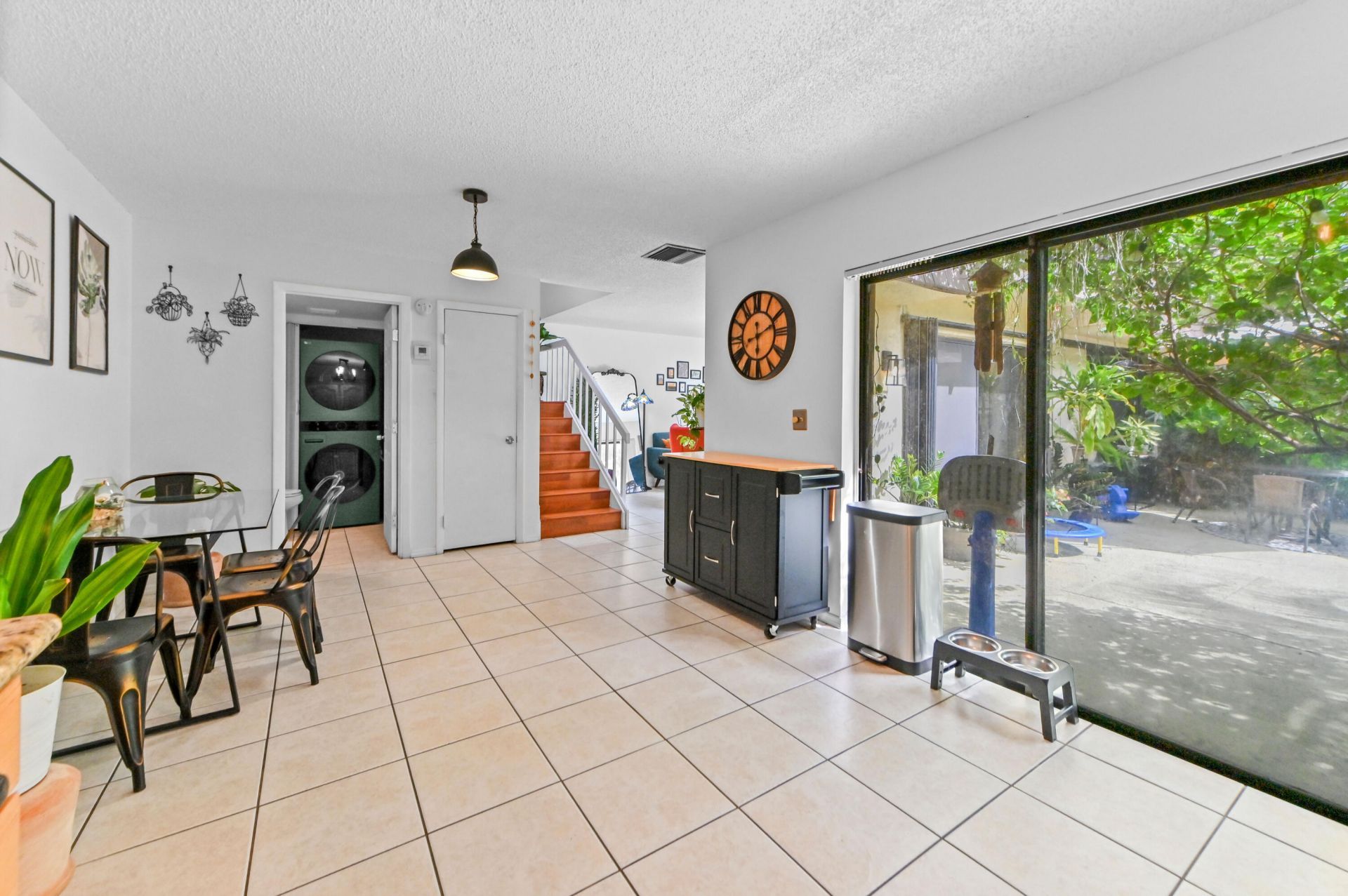 824 Springdale Circle, Palm Springs, FL 33461 Photo