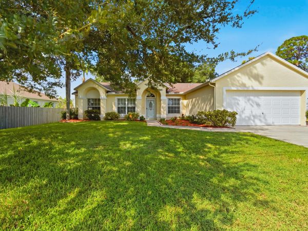 1649 SW ALVATON Avenue, Port St. Lucie, FL 34953