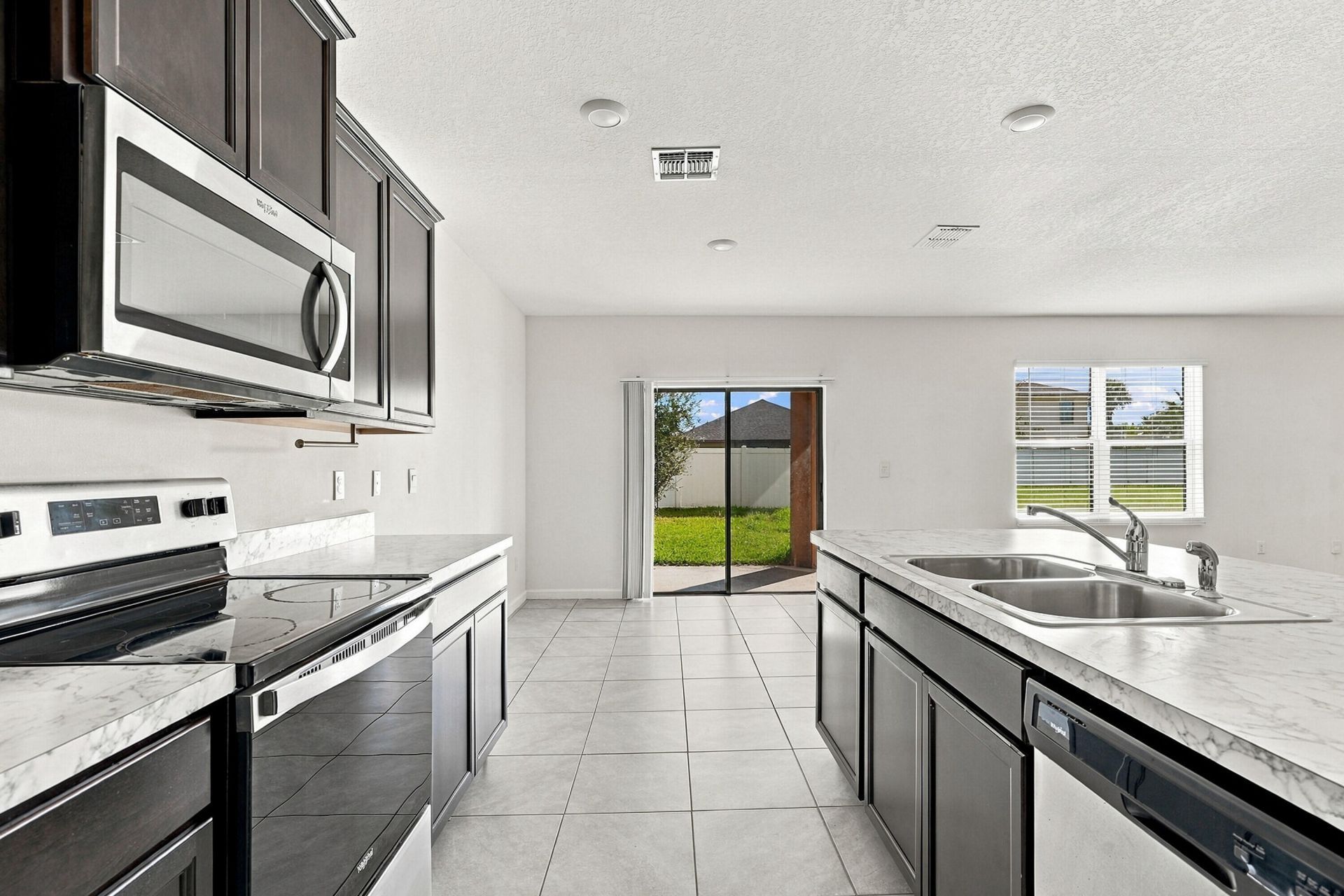 5305 Fantasy Drive, Fort Pierce, FL 34947 Photo