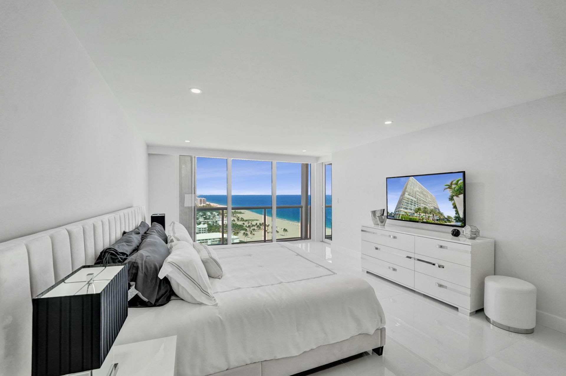 2100 S Ocean Lane, Unit 2409, Fort Lauderdale, FL 33316 Photo