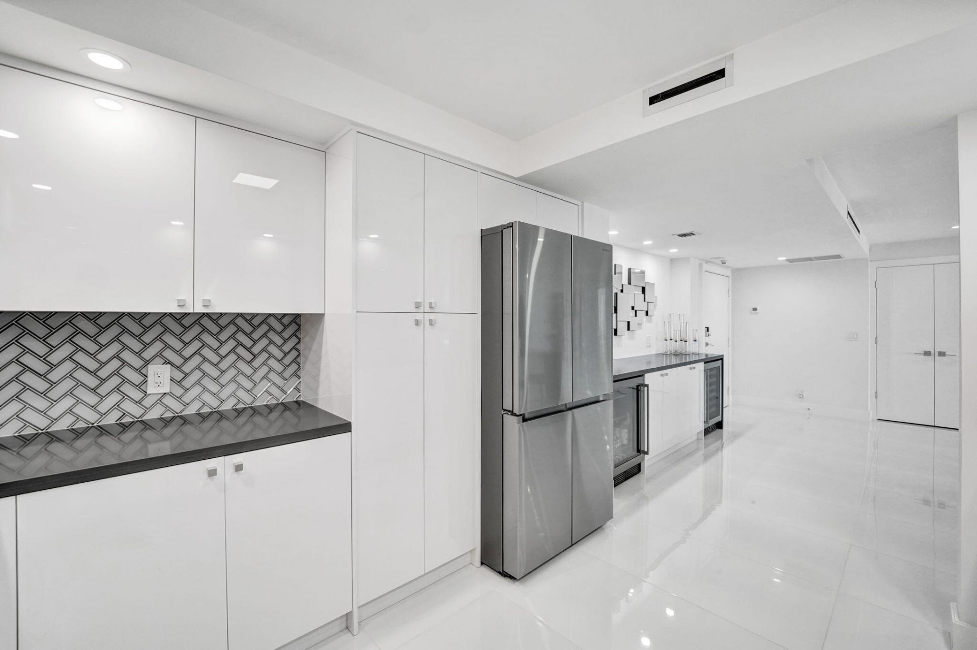 2100 S Ocean Lane, Unit 2409, Fort Lauderdale, FL 33316 Photo
