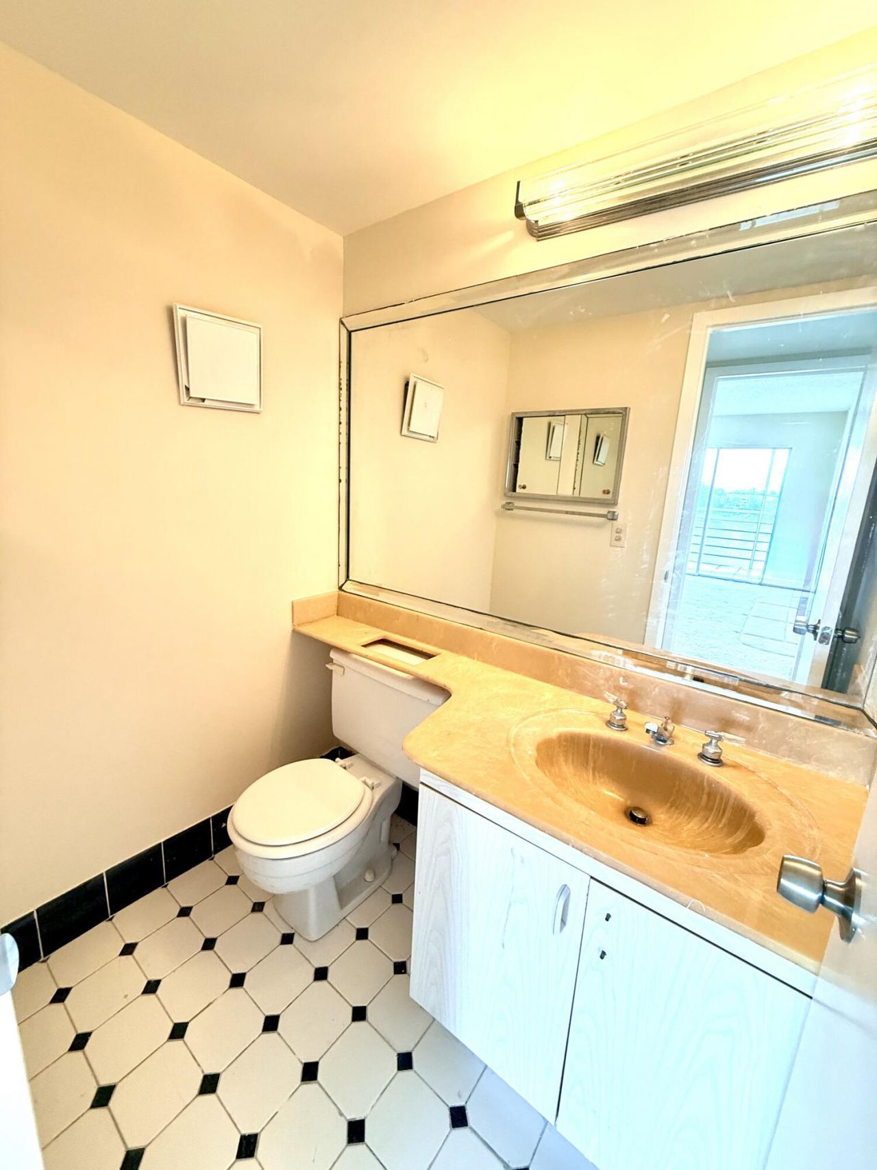 4060 Exeter D, Unit 4060, Boca Raton, FL 33434 Photo