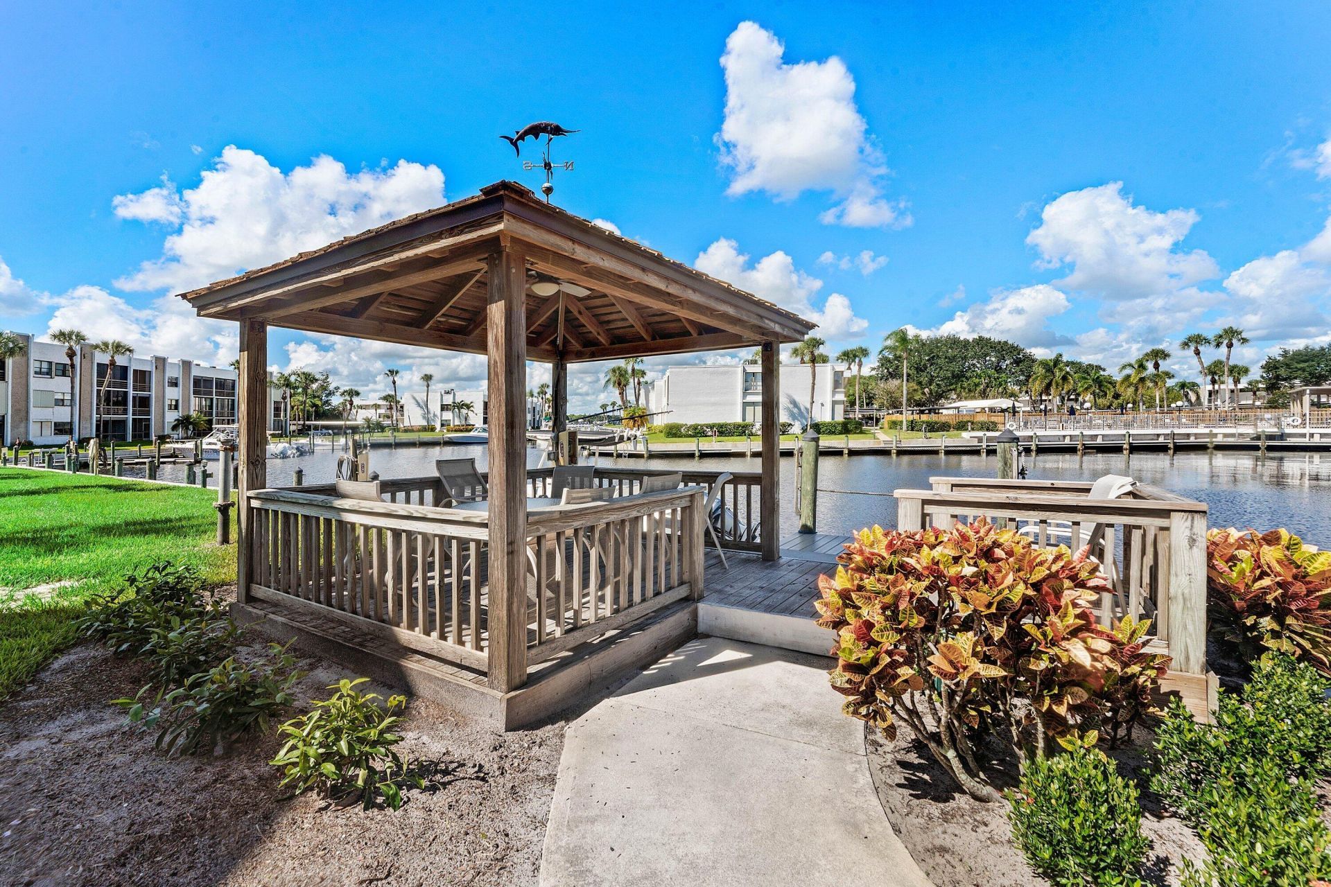 1950 SW Palm City Road, Unit 4-102, Stuart, FL 34994 Photo