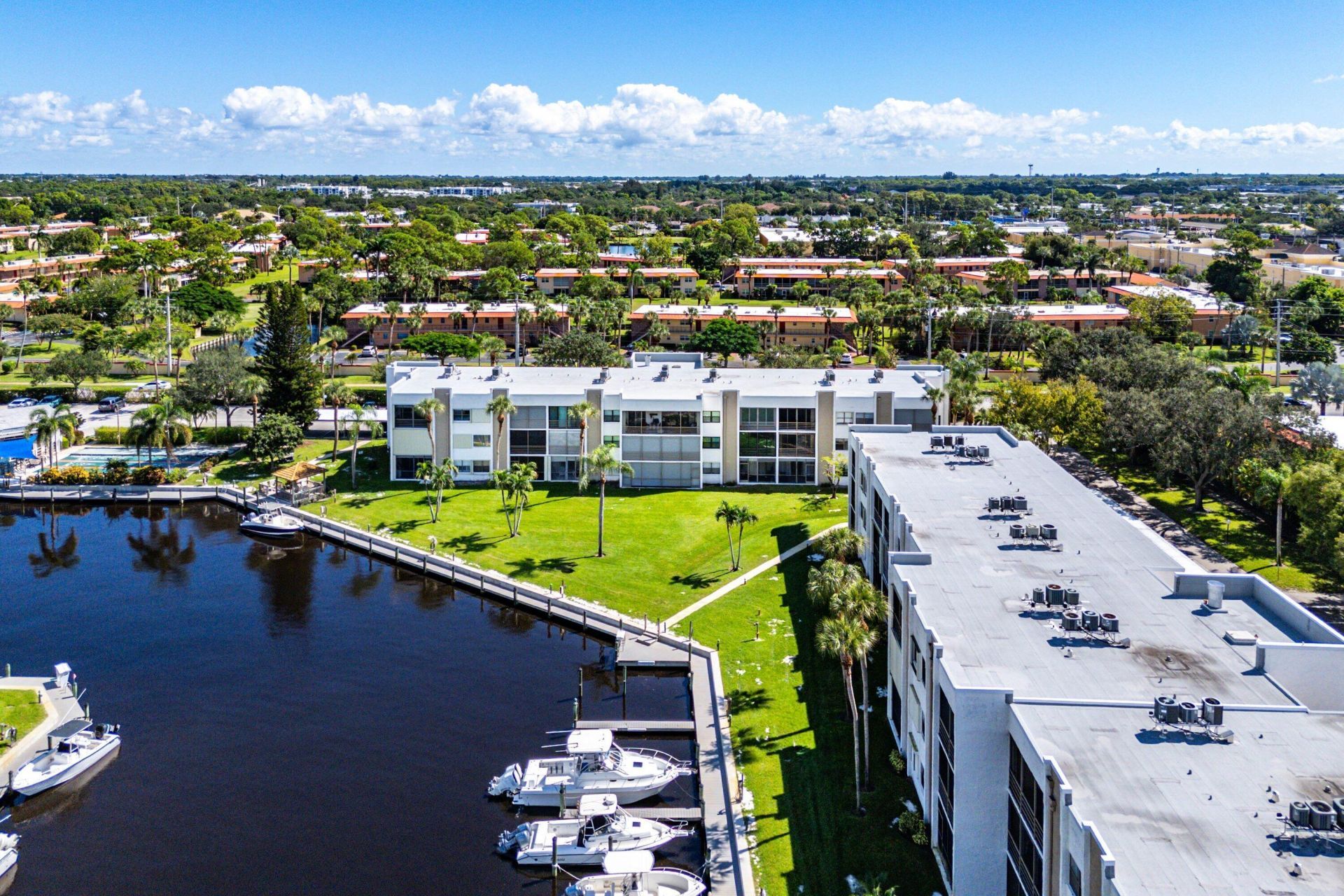 1950 SW Palm City Road, Unit 4-102, Stuart, FL 34994 Photo