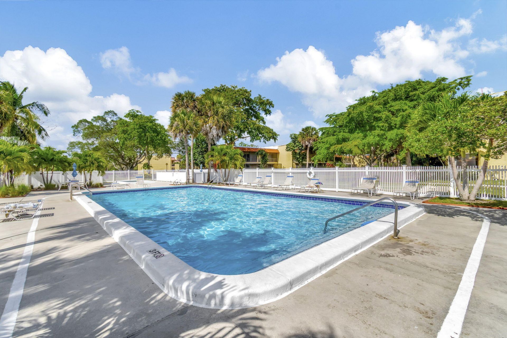 872 SW 9th Street Circle, Unit 101, Boca Raton, FL 33486 Photo