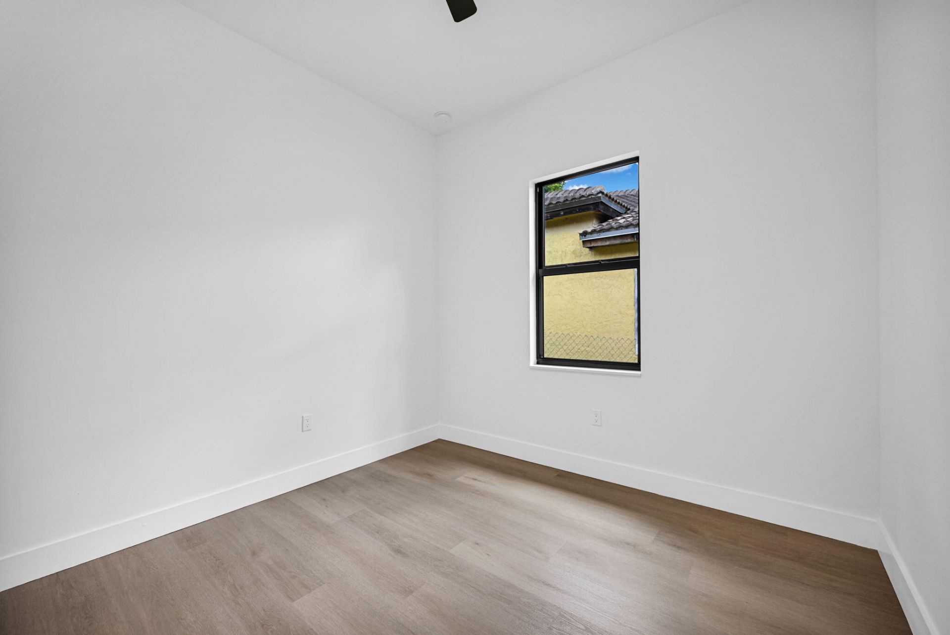 2791 NW 11th Court, Fort Lauderdale, FL 33311 Photo