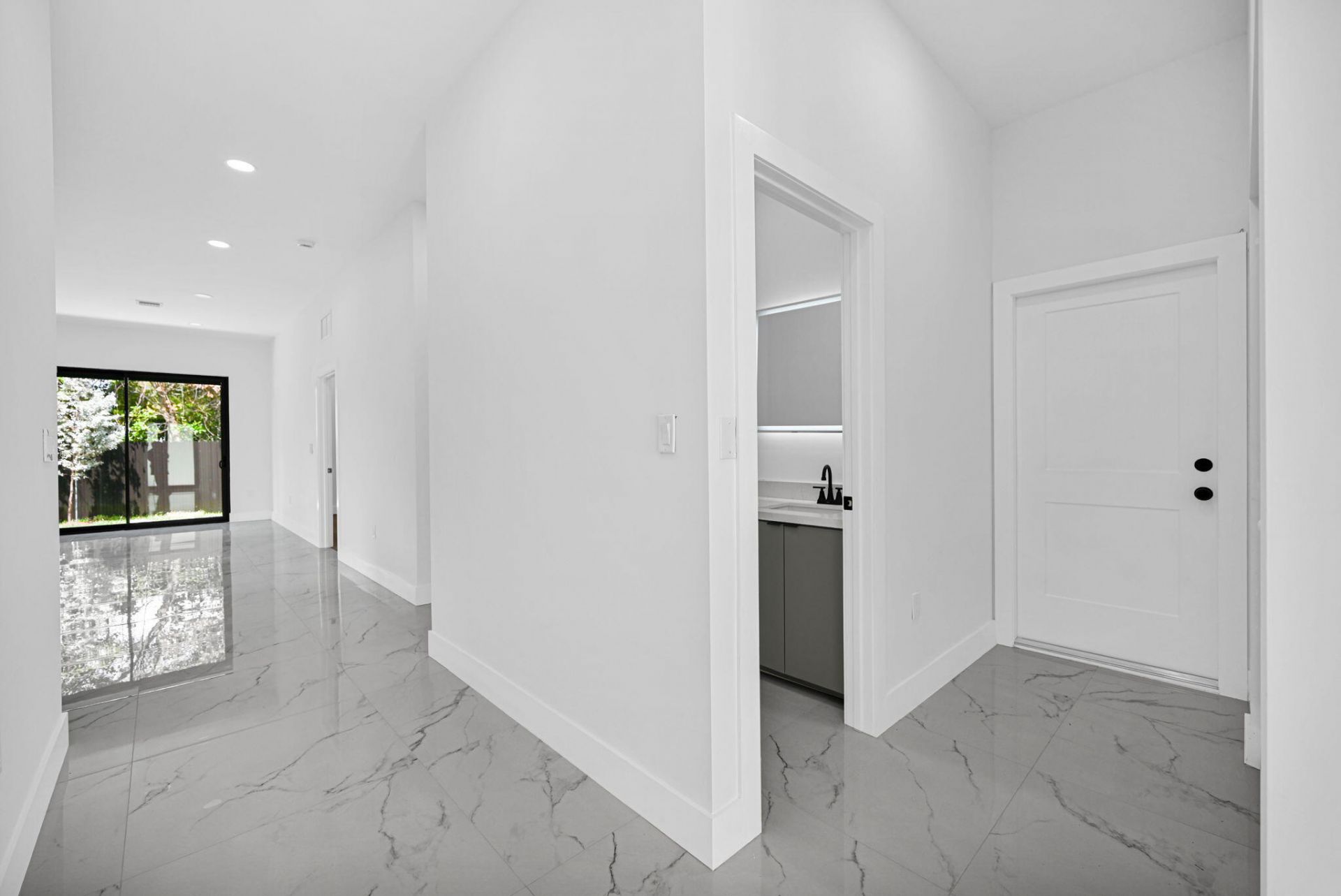 2791 NW 11th Court, Fort Lauderdale, FL 33311 Photo