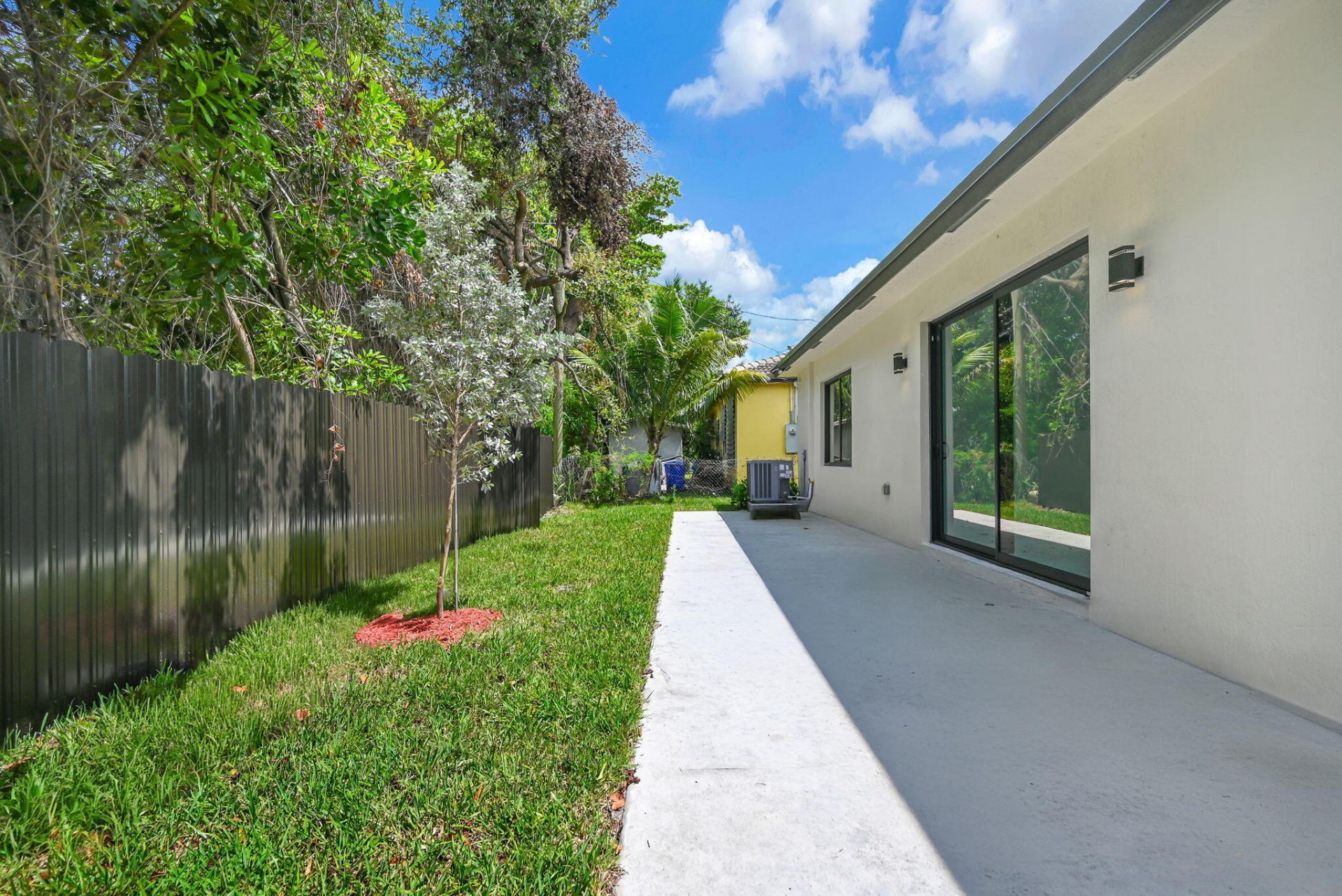 2791 NW 11th Court, Fort Lauderdale, FL 33311 Photo