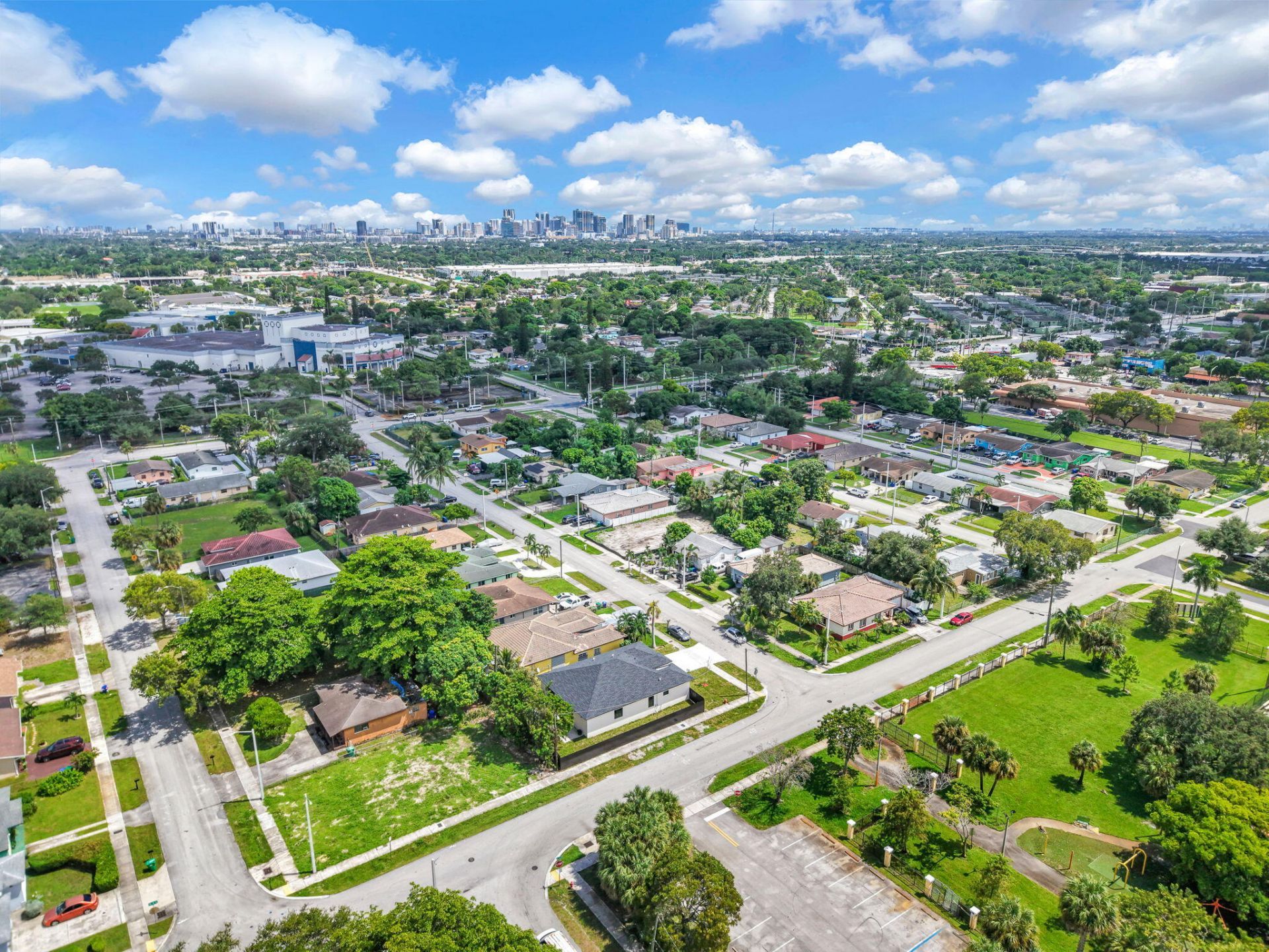 2791 NW 11th Court, Fort Lauderdale, FL 33311 Photo