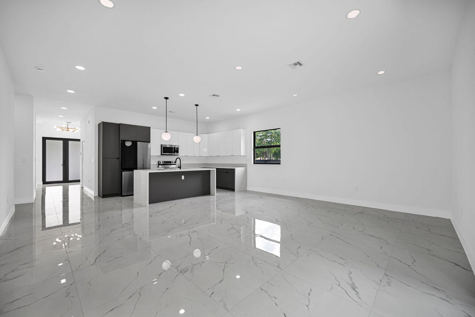 2791 NW 11th Court, Fort Lauderdale, FL 33311 Photo