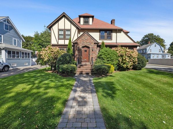 732 W Roxbury Pkwy, Boston, MA 02131