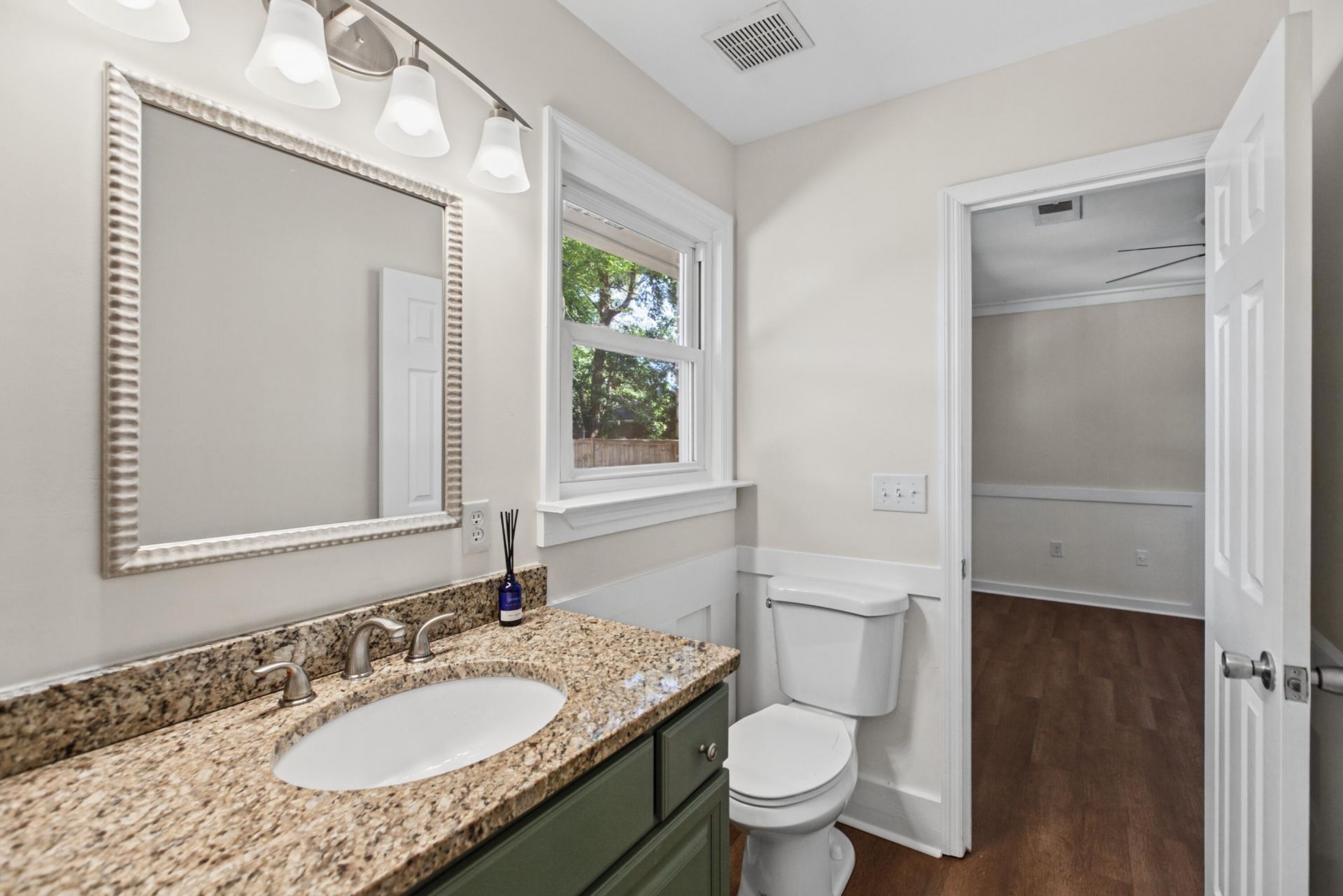1654 Timothy Street Photo 19