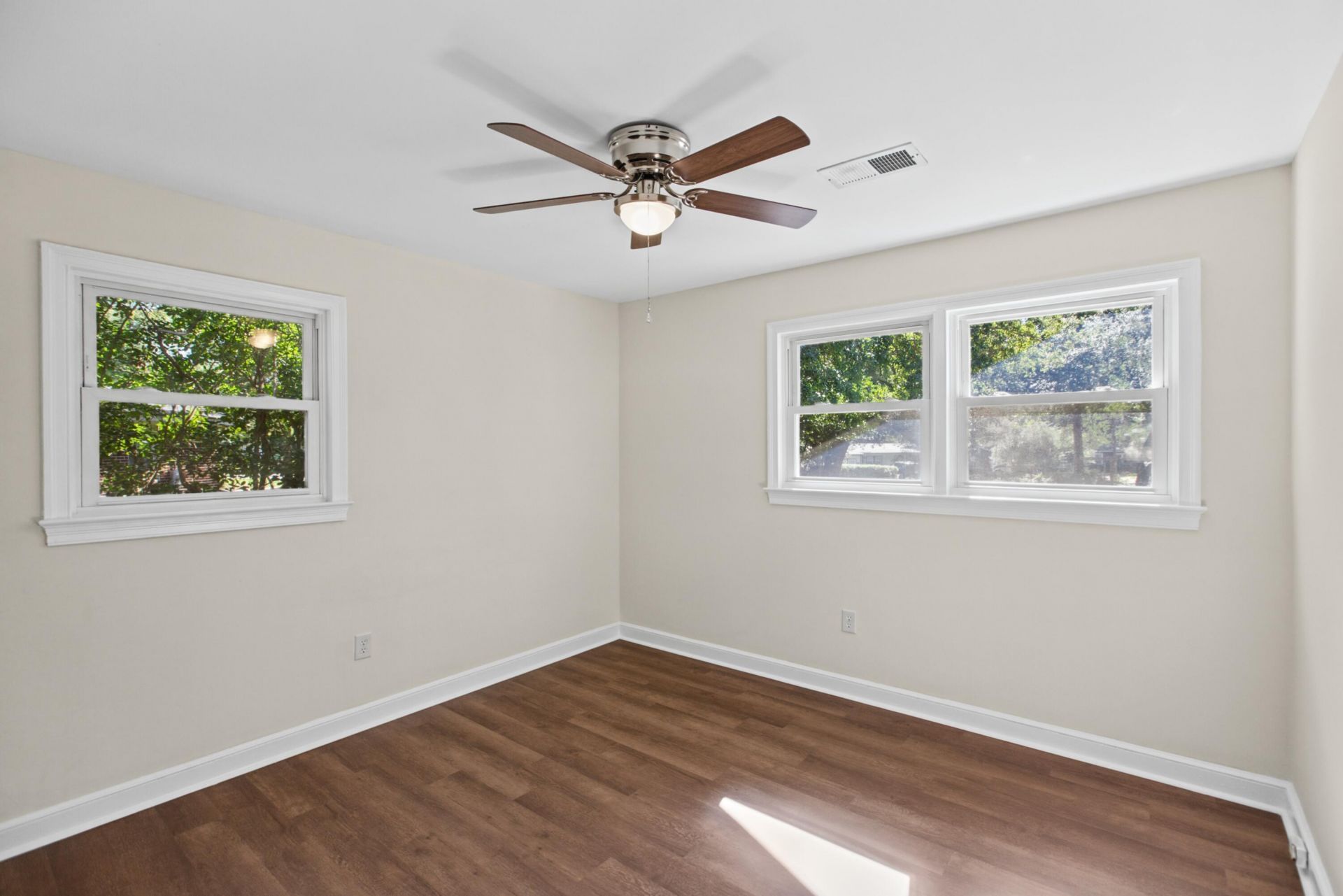 1654 Timothy Street Photo 25