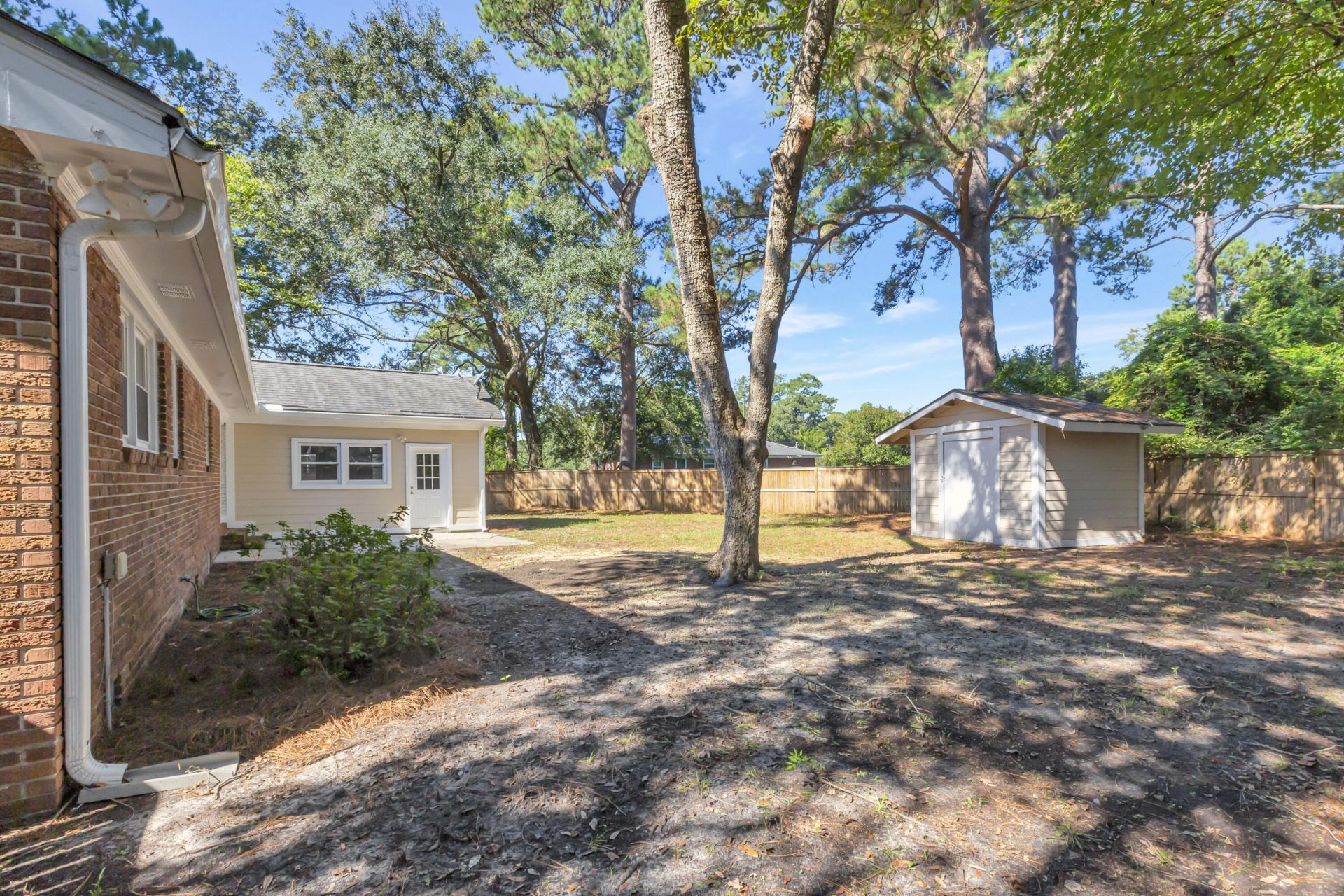 1654 Timothy Street Photo 29