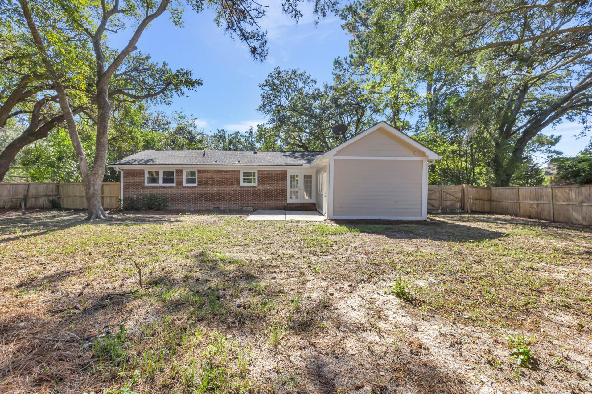 1654 Timothy Street Photo 32