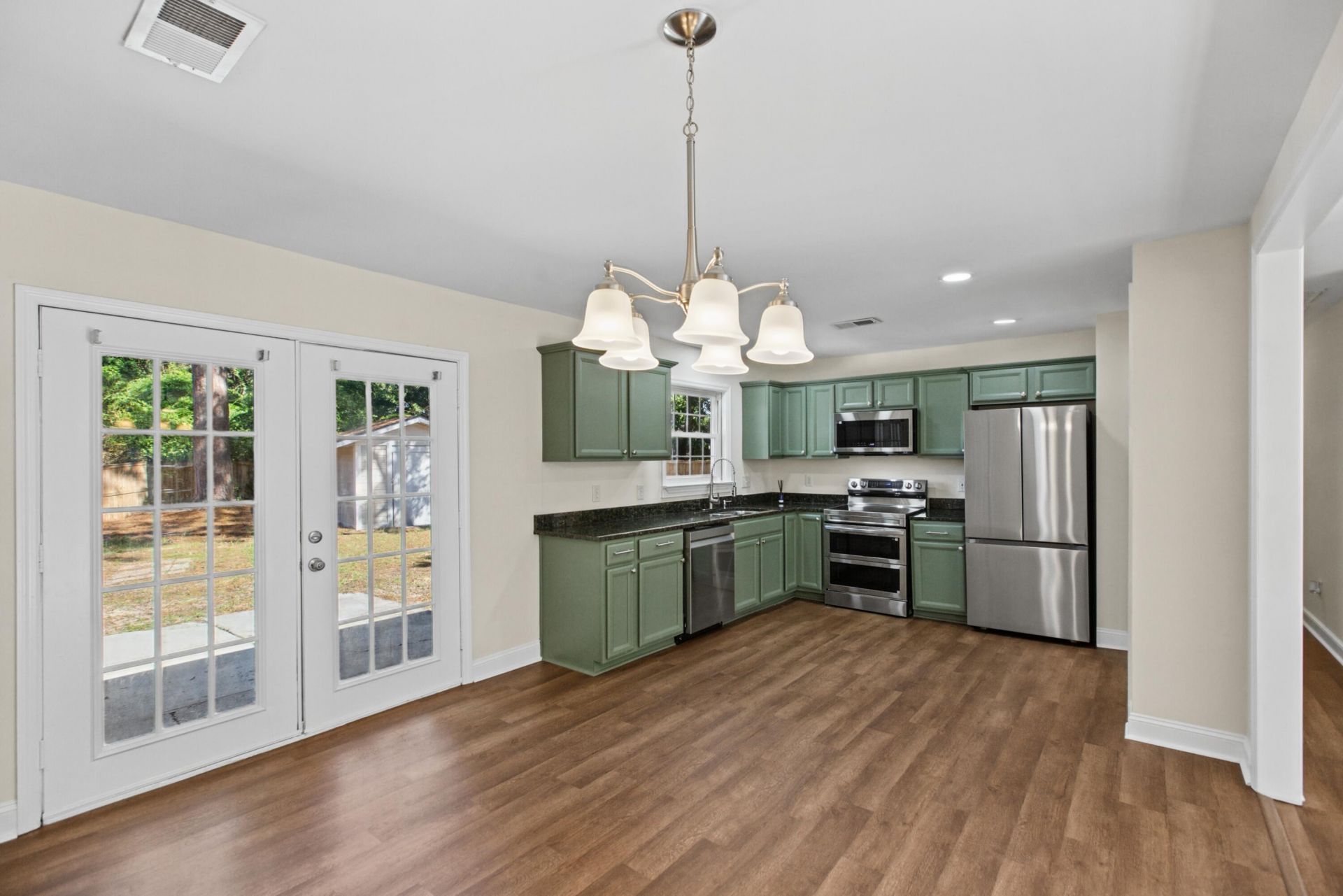 1654 Timothy Street Photo 8