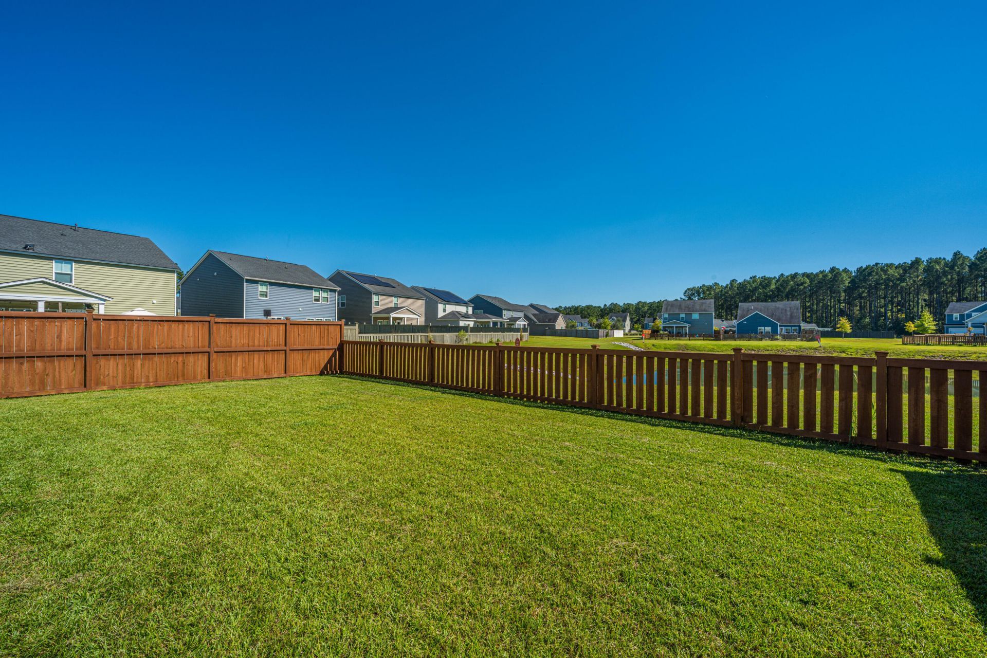 360 Garden Lily Lane Photo 39